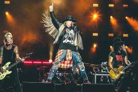 Guns N' Roses hace homenaje a Chris Cornell