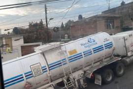 El retiro del vehículo se realizó hacia una zona de circulación permitida, de acuerdo con las autoridades.