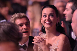 ¿Katy Perry embarazada y comprometida?