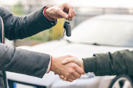 Vender un auto puede ser un proceso seguro si tomas las precauciones adecuadas.