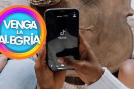 Actualmente, existe una nueva moda que ha invadido la plataforma de TikTok, llamada: “descuido Venga la Alegría”.