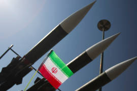 Irán y potencias suspenden negociaciones sobre acuerdo nuclear
