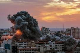Los duros ataques aéreos de la última semana han destruido vecindarios enteros, pero no han logrado detener el fuego de cohetes milicianos a Israel