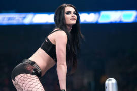 Paige anuncia su retiro de la lucha libre