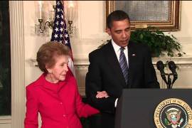 Honra Obama la lucha de Nancy Reagan contra el Alzheimer