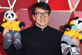 Jackie Chan asistió a los Oscar con dos osos panda