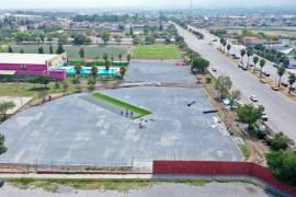 Las dos canchas de futbol y el campo de beisbol infantil se construyen en el parque “Carlos R. González”, al sur de Saltillo.