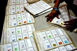 Partidos nacionales que han perdido su registro se han atrincherado en lo local para seguir participando en la vida electoral con cargo al erario.