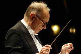 Ennio Morricone mira al futuro con interés al cumplir 88 años