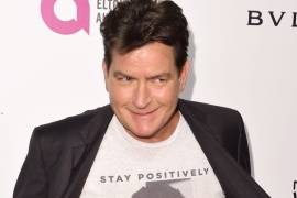 Charlie Sheen pide a otras celebridades revelar que tienen VIH