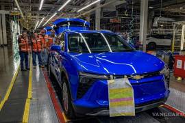 De acuerdo al Registro Administrativo de la Industria Automotriz de Vehículos Ligeros (REVIAL), durante el periodo enero-noviembre de este año, se tiene una producción de la Equinox EV de 58 mil 900 unidades. FOTO: ESPECIAL.