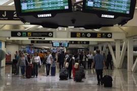 Es inviable el esquema de los tres aeropuertos en México, afirman aerolíneas internacionales
