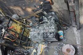 Varios pericos y tres canes fueron evacuados de un domicilio debido a un incendio en una casahabitación en el municipio de General Escobedo, Nuevo León.