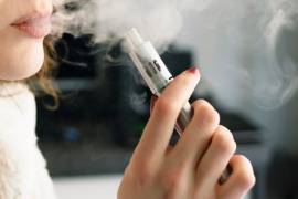 Cofepris decomisará cigarrillos electrónicos tras alerta mundial de vapeo