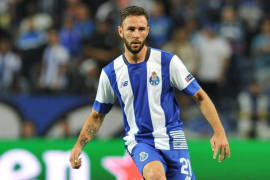 Miguel Layún desea salir del Porto