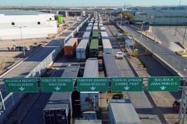 Tras declararse ileagles los aranceles, Trump planteó un esquema arancelario “recíproco”, que usó otras vías legales para imponer una tasa del 10% de tarifas que expirarán en julio.