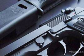 Una jueza estadounidense en Arizona determinó que el Gobierno mexicano puede seguir con la demanda a cinco empresas vendedoras de armamento por su participación en el tráfico de armas.