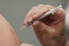 Crece escándalo por aplicación de vacuna vacía contra el COVID-19 en Edomex