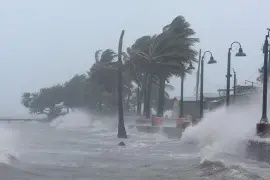 La depresión tropical Doce-E se intensificó a la tormenta tropical ‘Lorena’, en el océano Pacífico nororiental.