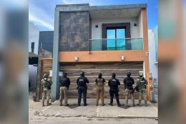 Operativo en el fraccionamiento La Conquista, en Culiacán, permitió asegurar sustancias químicas, presunto Fentanilo, municiones y equipo táctico.