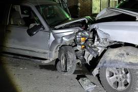 El percance derivó en múltiples impactos que dejaron severas afectaciones en los vehículos