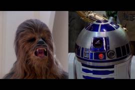 Chewbacca lamenta fallecimiento de R2-D2