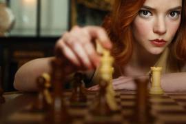 Aumenta la venta de tableros de ajedrez por el éxito de Gambito de Dama