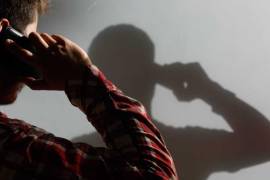 El análisis refiere que si en en 2025 se aprobaron 70,422 millones de pesos, para 2026 se programan 60,110 millones, es decir, una reducción nominal de 10,311 millones.