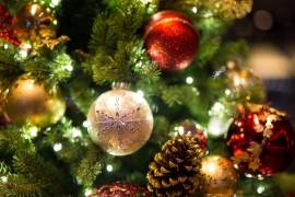 Los centros comerciales inician los decorados navideños a mediados de octubre para incentivar las compras con anticipación, pero ¿Cuándo se debe de poner el pino navideño?