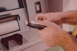 Denuncias de empresas fantasmas y desvíos de recursos a cuentas personales