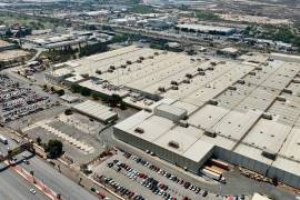 Gutiérrez Merino resaltó que la llegada de Stellantis y General Motors impulsó el crecimiento industrial de Ramos Arizpe, consolidando al municipio como uno de los principales motores automotrices y económicos de Coahuila.