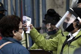 Aplaza Chile elecciones por rebrote