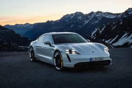 Los 750 hp y 0 a 100 km/h en 2.8 s del Porsche Taycan prometen sacudir al mundo eléctrico