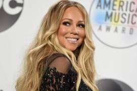 Sorprende Mariah Carey con nuevo video de su icónica canción 'All I Want for Christmas Is You'