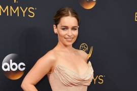 ‘Star Wars’ da la bienvenida a Emilia Clarke