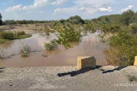 Aunque el nivel del río Aguanaval ha descendido de manera significativa, las autoridades siguen en constante vigilancia en puntos que porían representar un peligro.