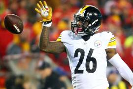 Le'Veon Bell al fin firma con Steelers