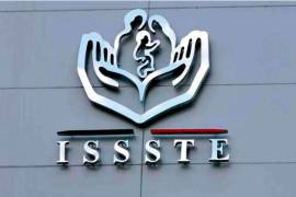 Como tesorero del ISSSTE, Tapia Santoyo presuntamente otorgó recursos públicos para insumos médicos a una red corrupción de empresas fantasma.