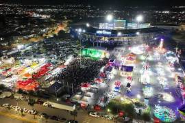 Juegos mecánicos y gastronomía regional fueron parte de la oferta para toda la familia en la Feria Monclova 2025.