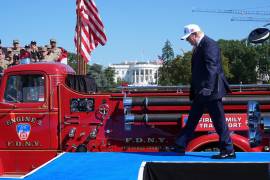 El presidente de Estados Unidos, Donald Trump, llega para hablar en el evento de la Tunnel to Towers Foundation por el 25to aniversario de los atentados del 11 de septiembre de 2001 cerca de la Casa Blanca, en Washington, el martes 8 de septiembre de 2026.