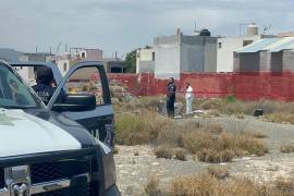 Elementos de distintas corporaciones acordonaron el área para preservar la escena mientras se efectuaban las investigaciones.