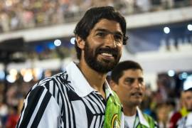 Logra el ‘loco’ Abreu otro fichaje de récord Guinness