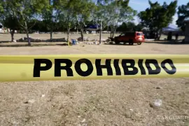 La Fiscalía General del Estado (FGE) de Guanajuato confirmó que seis personas fueron detenidas luego de la masacre en la comunidad Loma de Flores, en el municipio de Salamanca.