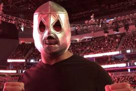 ¿El Santo a WWE? Es Caín Velásquez y le mandó un mensaje a Brock Lesnar