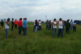 Desalojan con violencia a campesinos de Atenco y Texcoco
