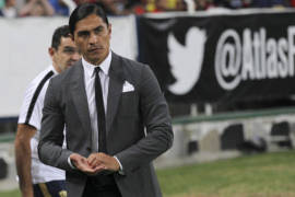 Palencia deja de ser técnico de Pumas