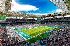Hard Rock Stadium de los Delfines de Miami será un autocinema durante la cuarentena