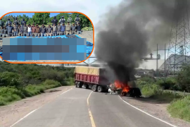 Bloqueos de vehículos incendiados en Aguascalientes