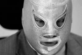 Hijo y nieto le rinden tributo a “El Santo”