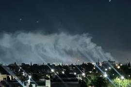 Vecinos del norte de Saltillo han reportado desde hace años episodios recurrentes de contaminación en la zona industrial; mediciones recientes muestran niveles considerados de riesgo alto para grupos vulnerables.